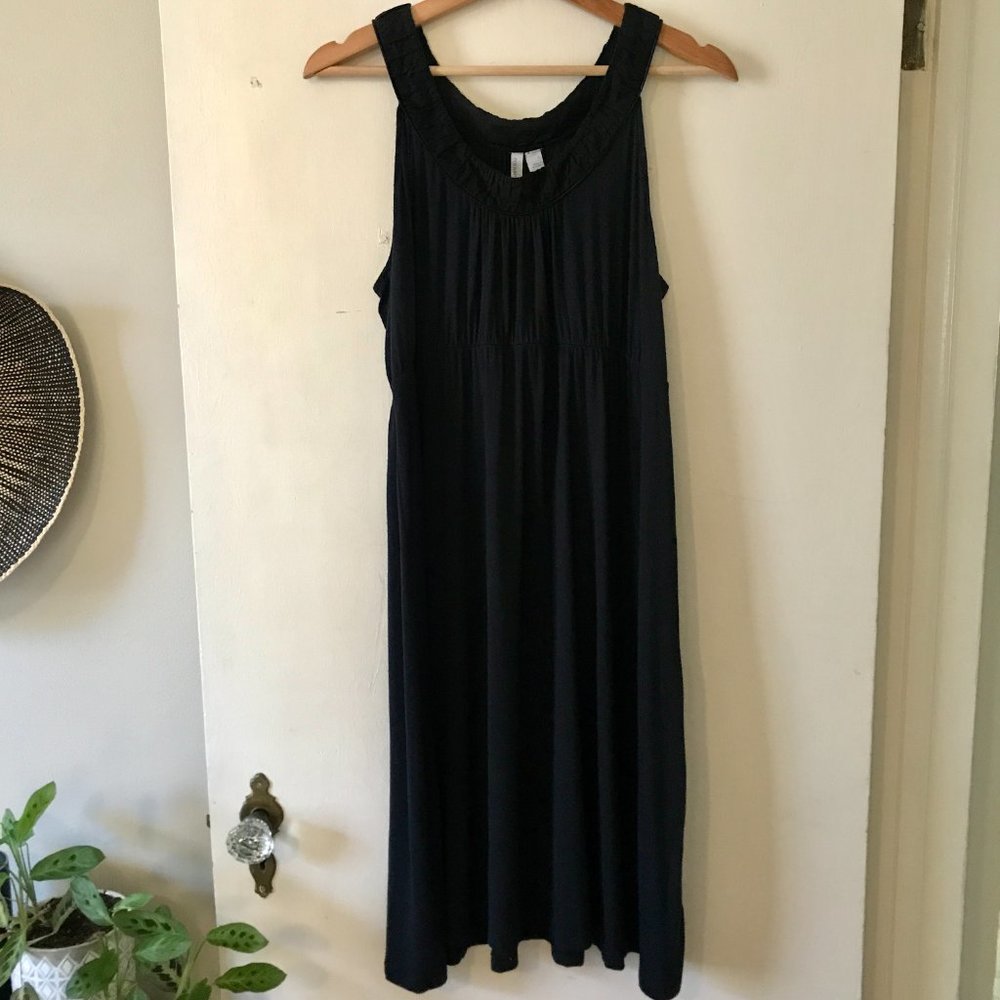 Old Navy Black Sleeveless Dress, Size M